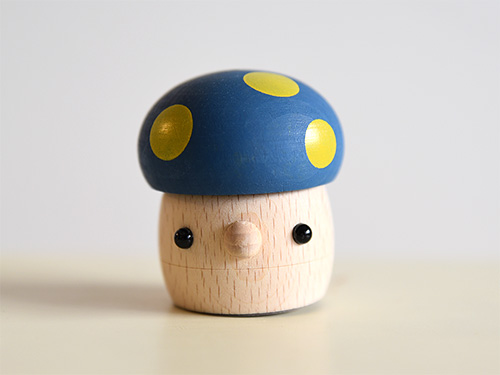 どんぐりきのこ(ブルー)/こまむぐ