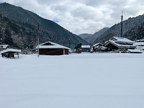 大雪民家