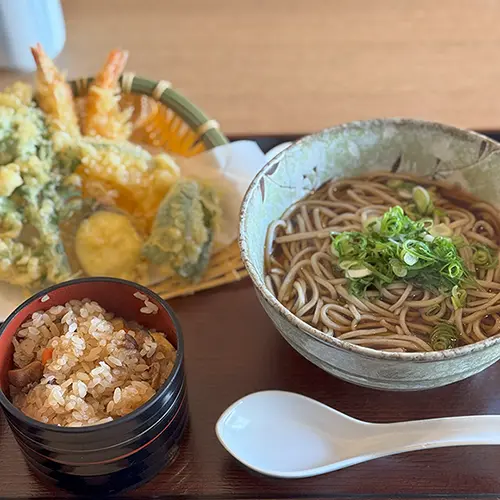 蒜山蕎麦